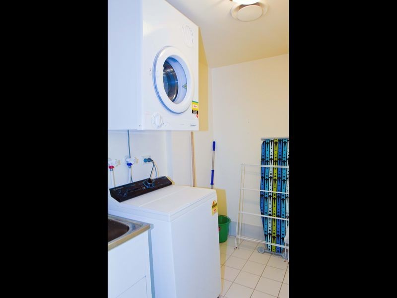 56/2320 Gold Coast Highway, Mermaid Beach QLD 4218