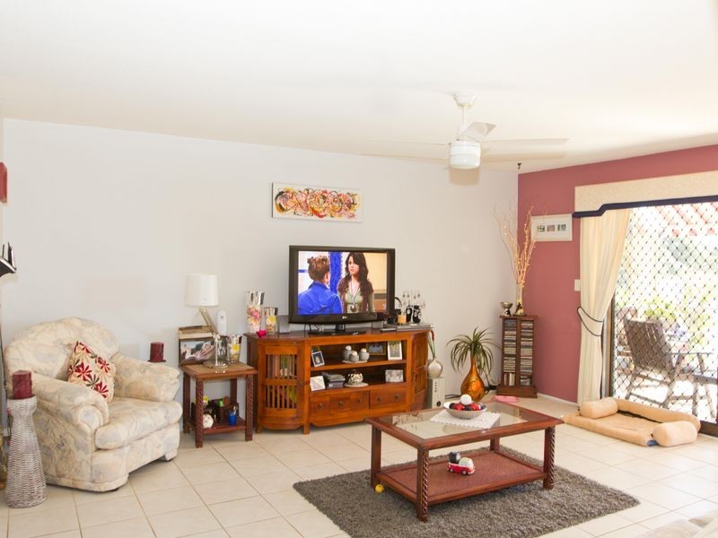 2/53 Karbunya Street, Mermaid Waters QLD 4218