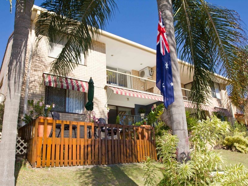 2/53 Karbunya Street, Mermaid Waters QLD 4218