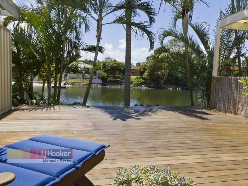 63/300 Cottesloe Drive, Mermaid Waters QLD 4218