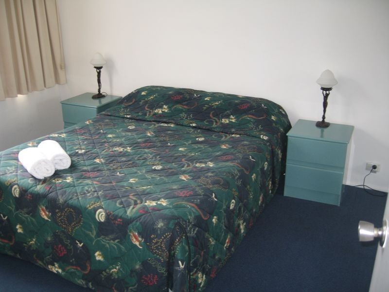 49/45 Broadbeach Boulevard, Broadbeach QLD 4218