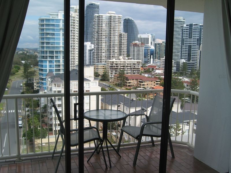 49/45 Broadbeach Boulevard, Broadbeach QLD 4218