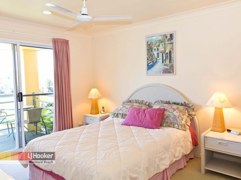 176/215 Cottesloe Drive, Mermaid Waters QLD 4218