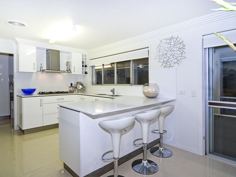 46 Arcadia Drive, Mermaid Waters QLD 4218