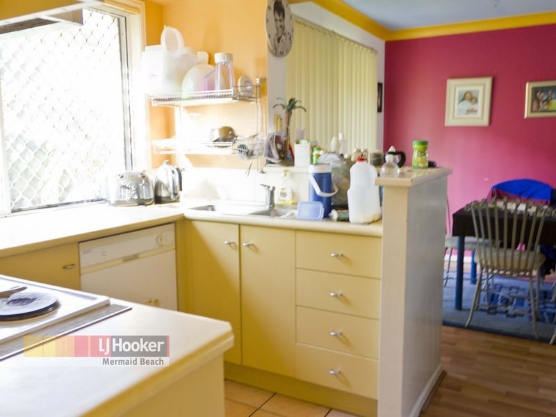 212/215 Cottesloe Drive, Mermaid Waters QLD 4218