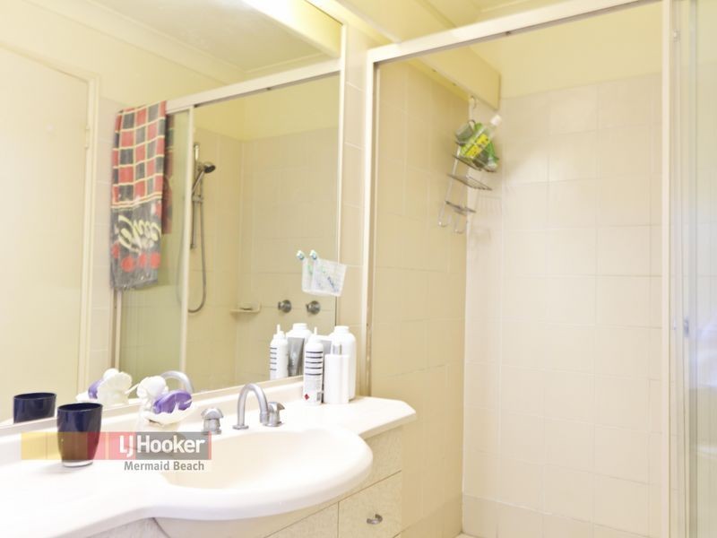 212/215 Cottesloe Drive, Mermaid Waters QLD 4218