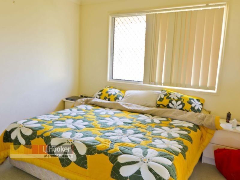 212/215 Cottesloe Drive, Mermaid Waters QLD 4218