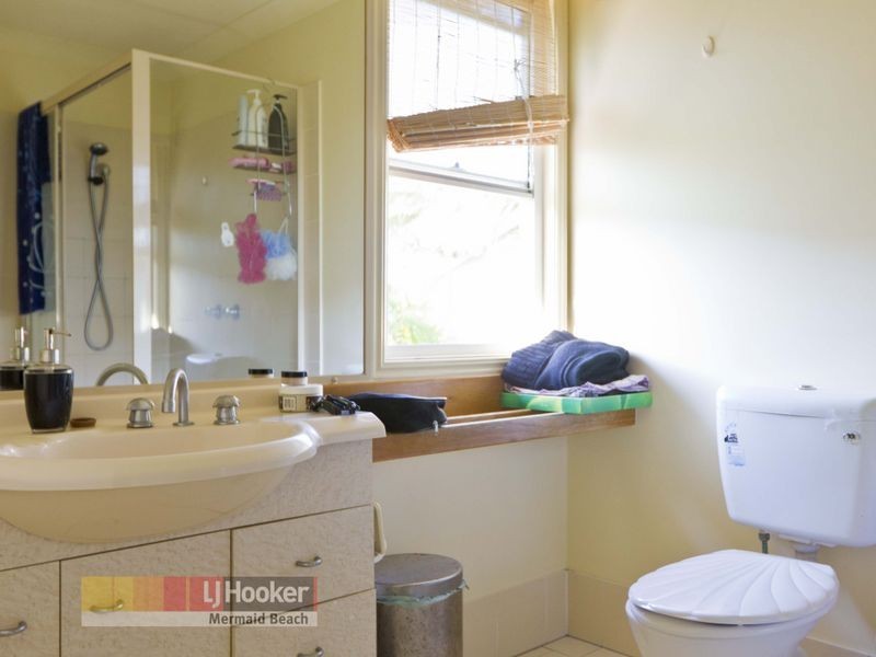 212/215 Cottesloe Drive, Mermaid Waters QLD 4218