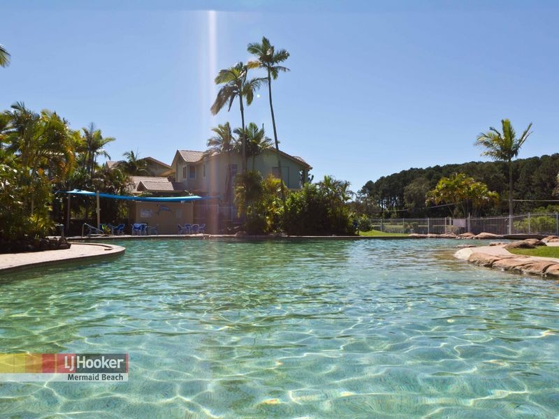 212/215 Cottesloe Drive, Mermaid Waters QLD 4218