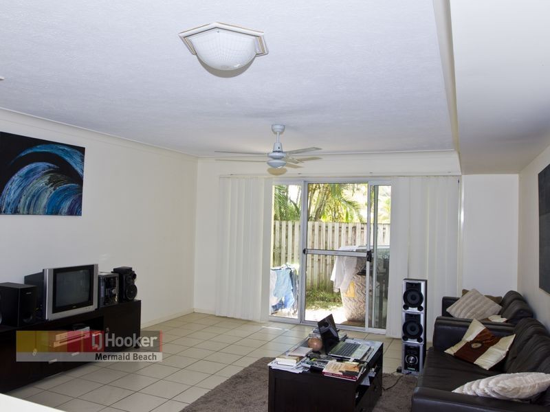 13/215 Cottesloe Drive, Mermaid Waters QLD 4218