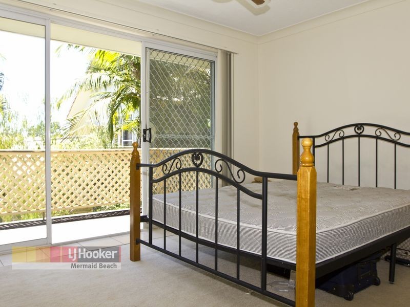 13/215 Cottesloe Drive, Mermaid Waters QLD 4218