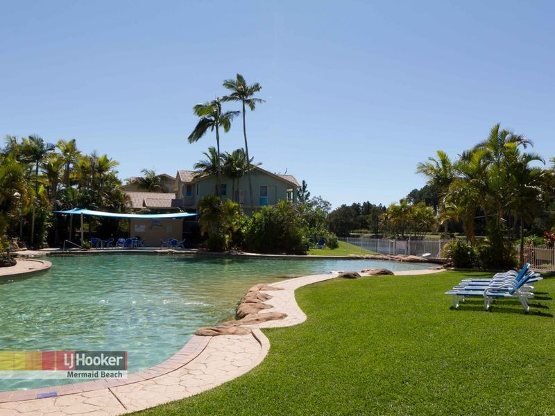 13/215 Cottesloe Drive, Mermaid Waters QLD 4218