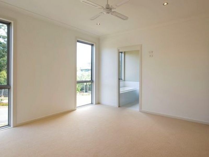 2 Lyra Court, Robina QLD 4226