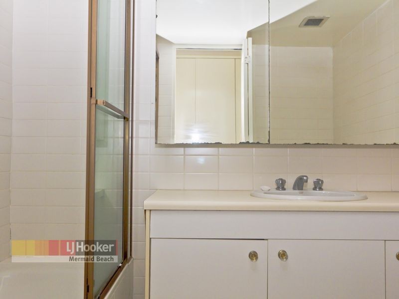 27/54 Hooker Boulevard, Mermaid Waters QLD 4218