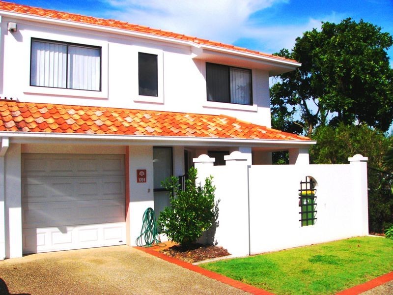 1701/2214 Gold Coast Highway, Mermaid Beach QLD 4218