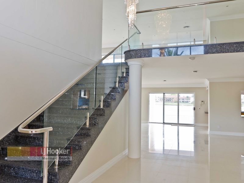 13 Intrepid Drive, Mermaid Waters QLD 4218
