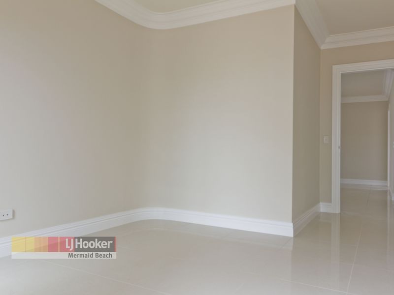 13 Intrepid Drive, Mermaid Waters QLD 4218