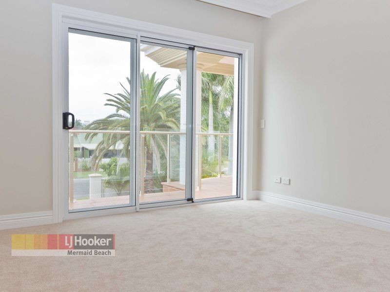 13 Intrepid Drive, Mermaid Waters QLD 4218