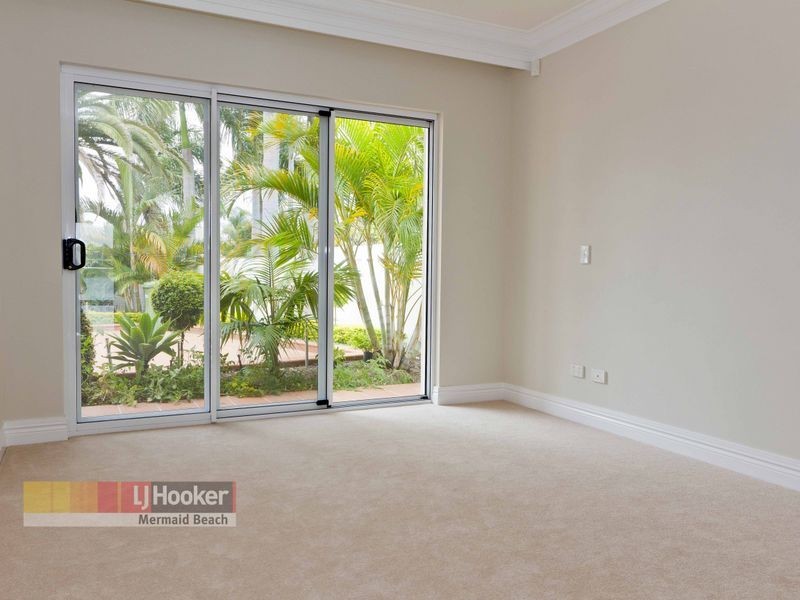 13 Intrepid Drive, Mermaid Waters QLD 4218