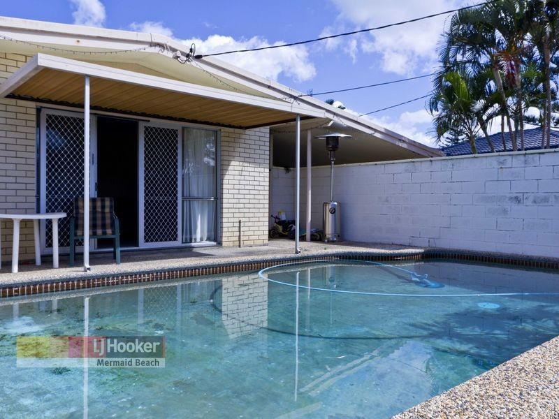 26 Verona Avenue, Isle Of Capri QLD 4217