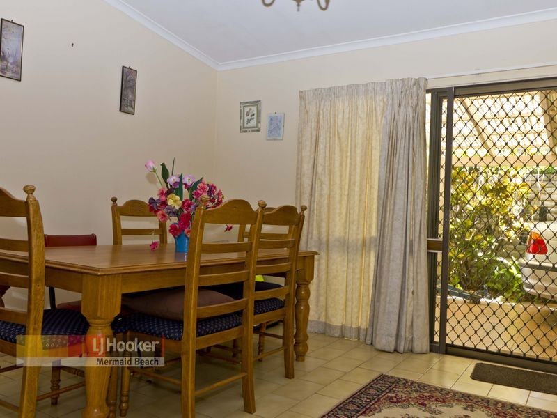 26 Verona Avenue, Isle Of Capri QLD 4217