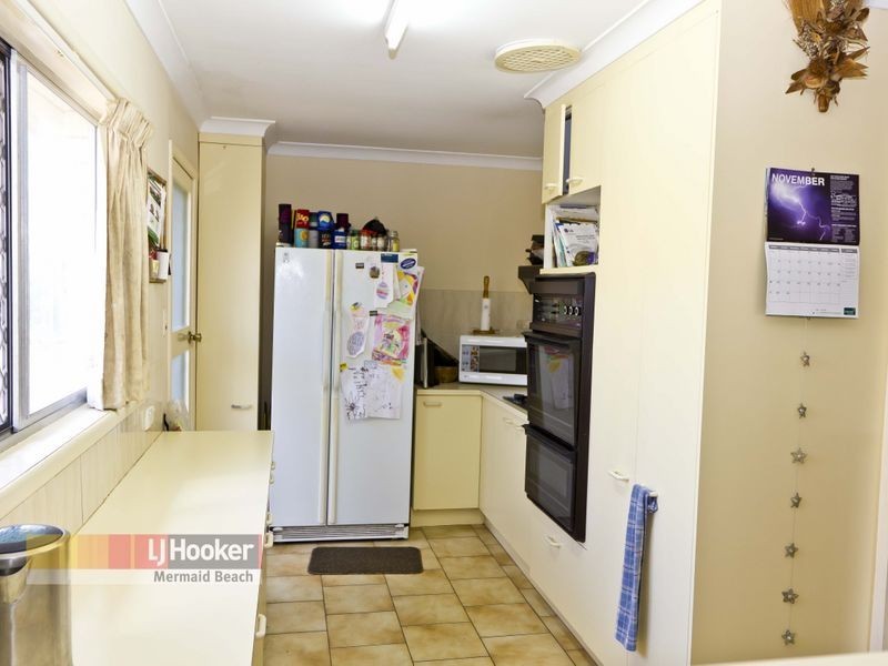 26 Verona Avenue, Isle Of Capri QLD 4217