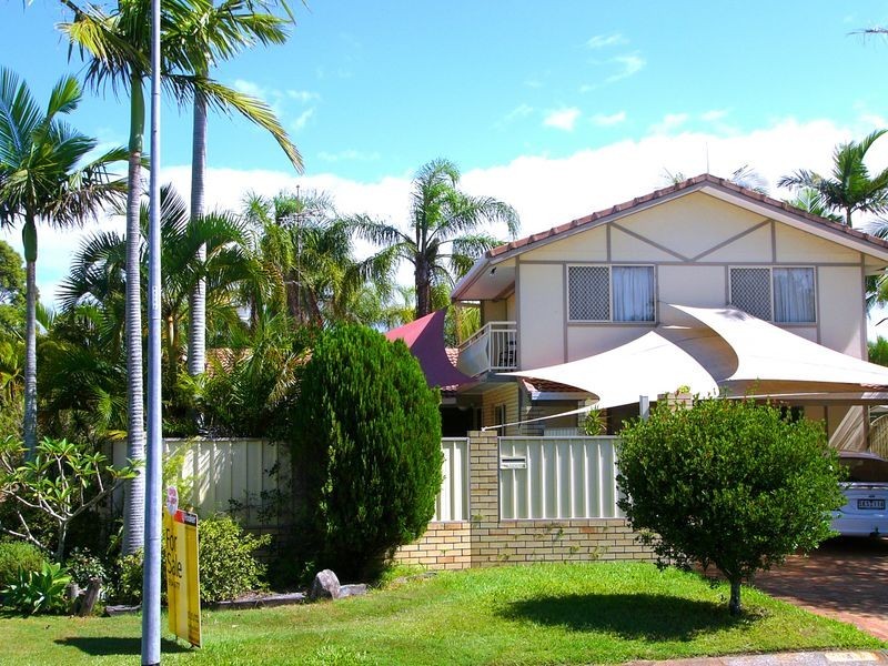 4 Jib Court, Mermaid Waters QLD 4218