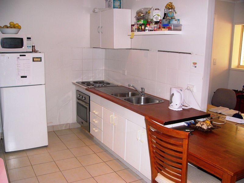 4 Jib Court, Mermaid Waters QLD 4218