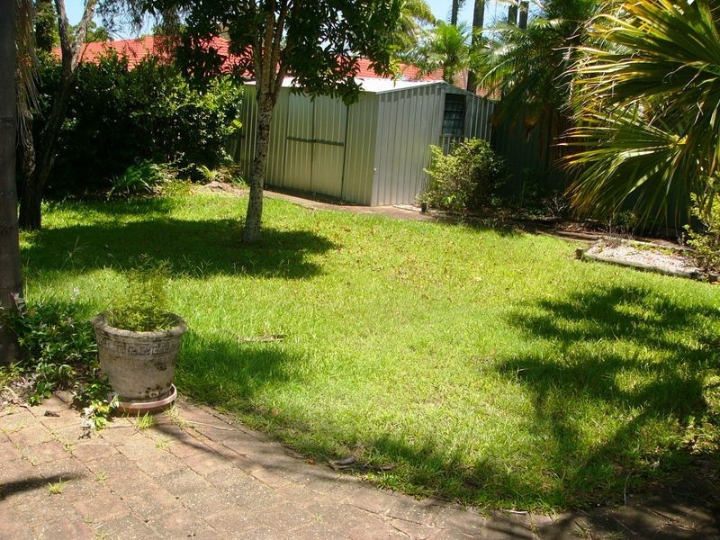 4 Jib Court, Mermaid Waters QLD 4218