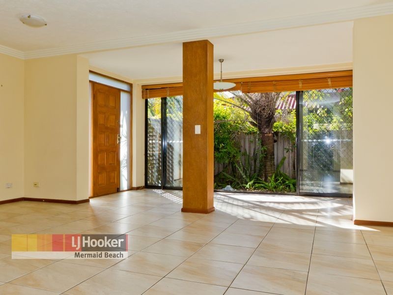 32 Cronulla Avenue, Mermaid Beach QLD 4218