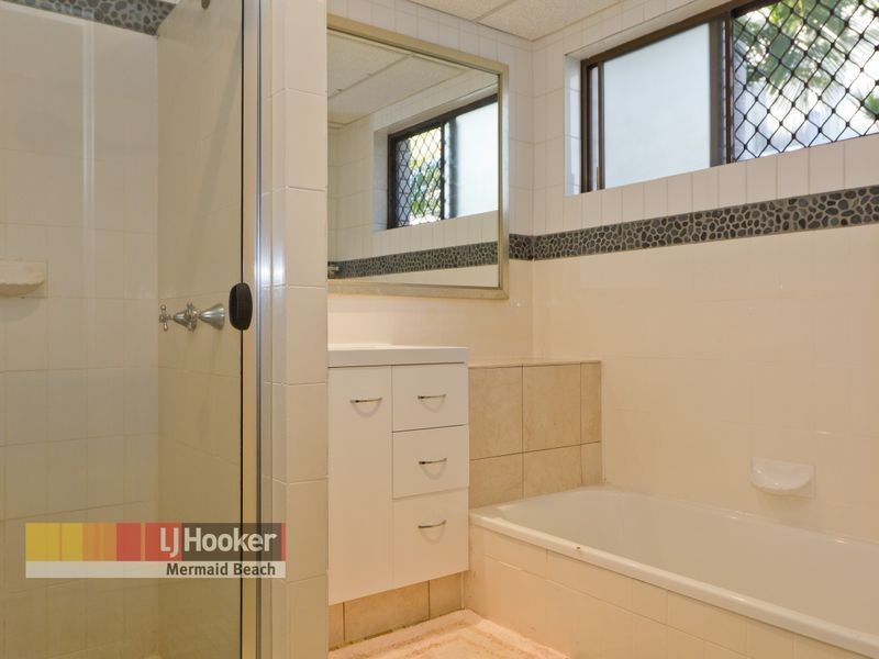 32 Cronulla Avenue, Mermaid Beach QLD 4218