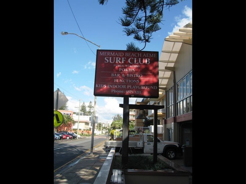32 Cronulla Avenue, Mermaid Beach QLD 4218