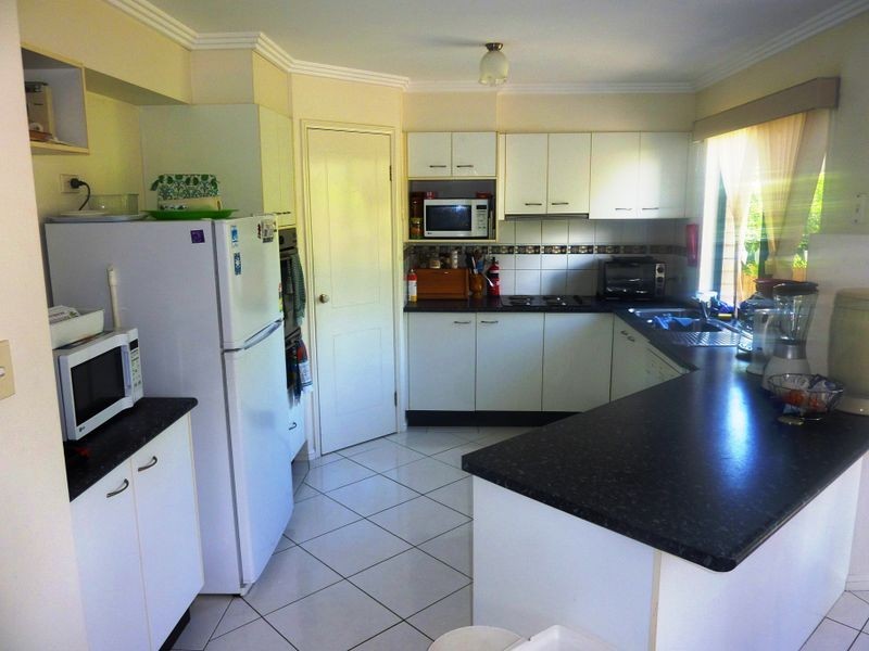 40 Karbunya Street, Mermaid Waters QLD 4218