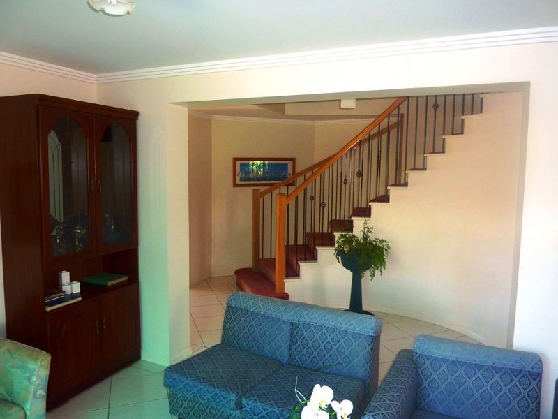 40 Karbunya Street, Mermaid Waters QLD 4218