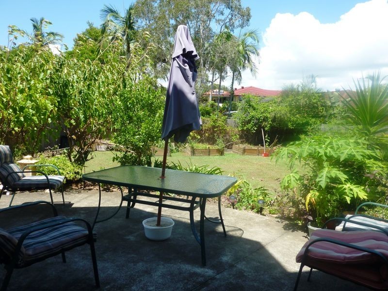 40 Karbunya Street, Mermaid Waters QLD 4218