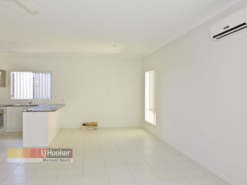 Varsity Lakes QLD 4227