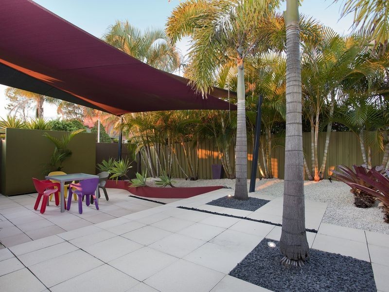 30 Compass Court, Mermaid Waters QLD 4218