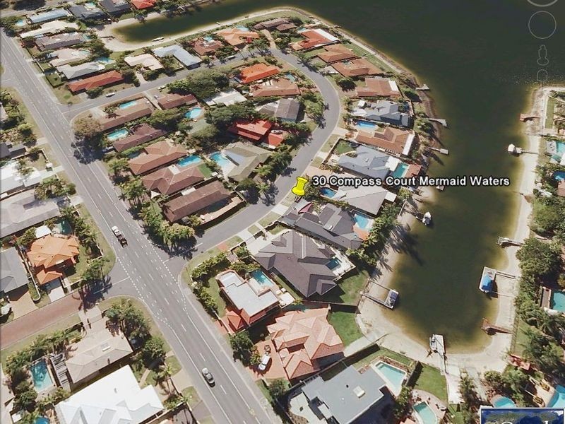 30 Compass Court, Mermaid Waters QLD 4218