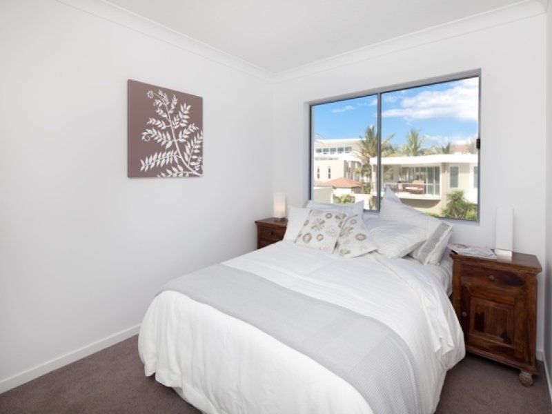 Mermaid Beach QLD 4218