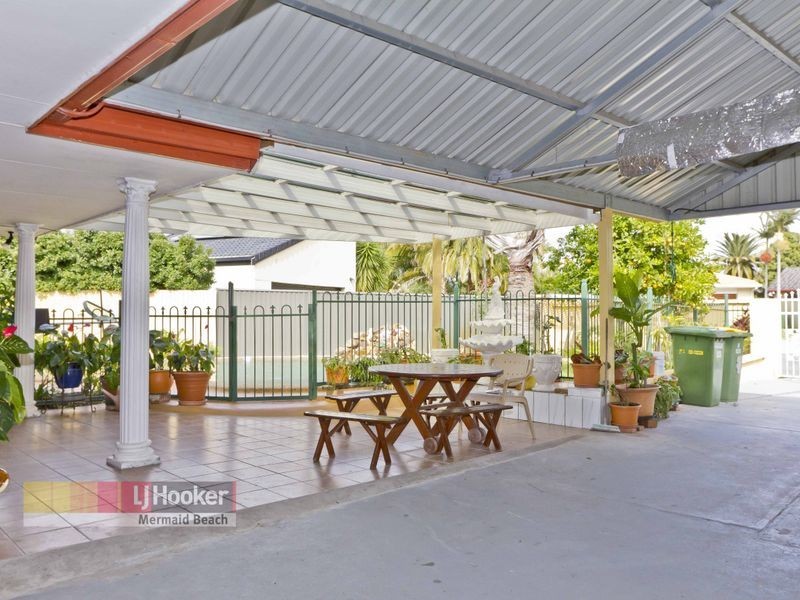 8 Sequana Avenue, Mermaid Waters QLD 4218