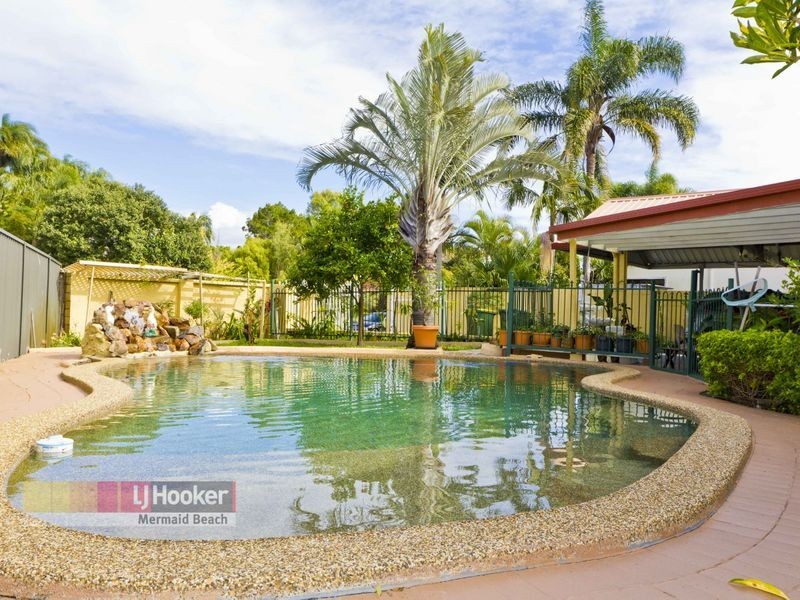 8 Sequana Avenue, Mermaid Waters QLD 4218