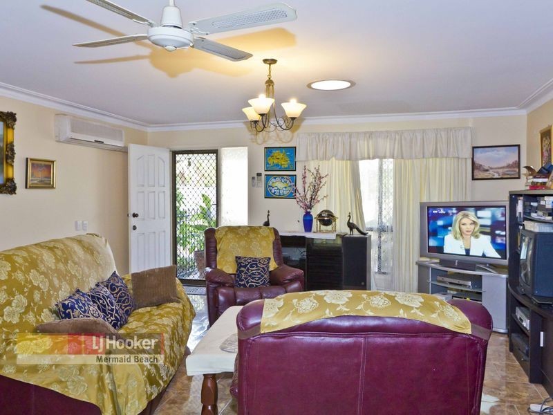 8 Sequana Avenue, Mermaid Waters QLD 4218