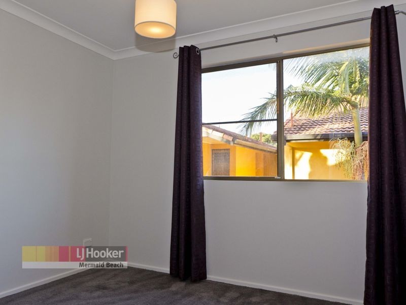 4/6 Oceanic Drive, Mermaid Waters QLD 4218