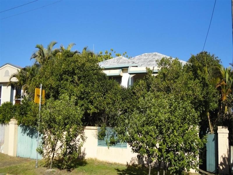 14 Seabeach Avenue, Mermaid Beach QLD 4218