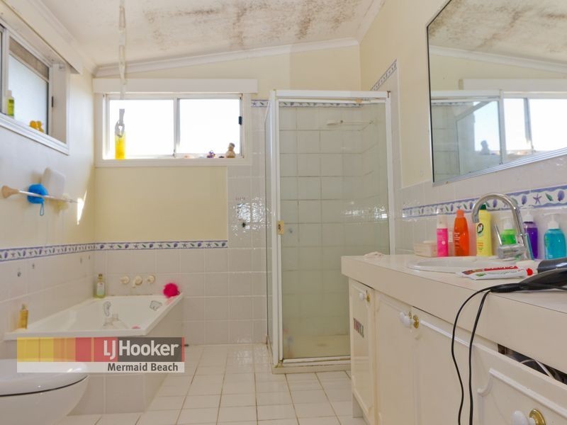 14 Seabeach Avenue, Mermaid Beach QLD 4218