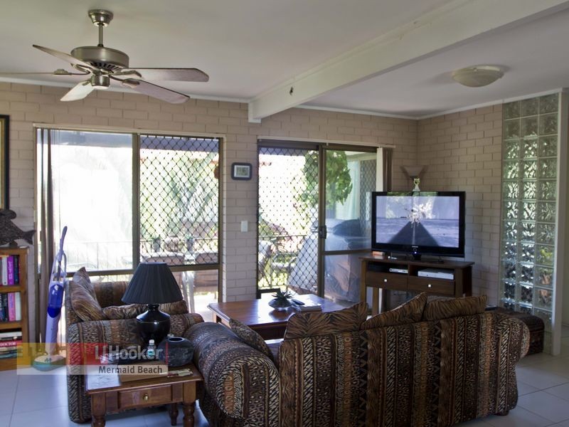 1/32 Cronulla Avenue, Mermaid Beach QLD 4218