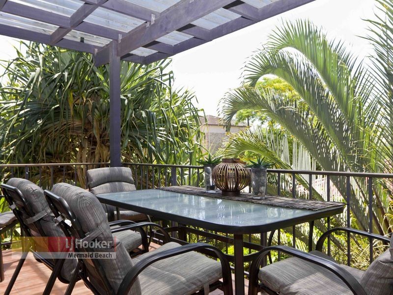 1/32 Cronulla Avenue, Mermaid Beach QLD 4218