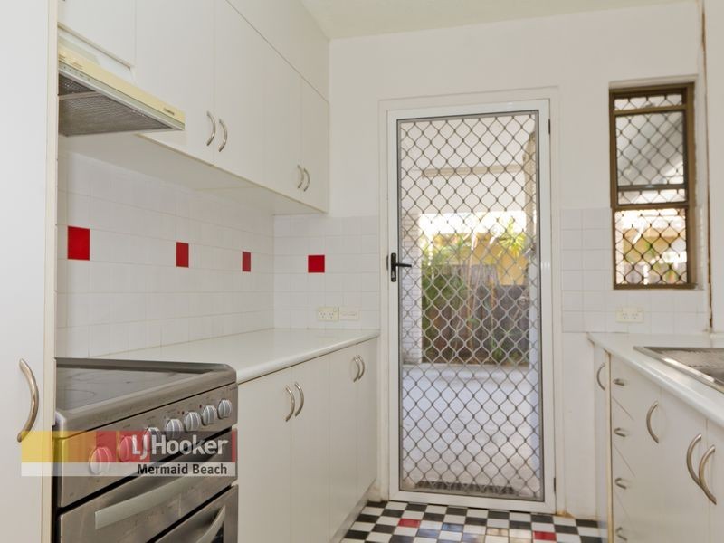 2/32 Cronulla Avenue, Mermaid Beach QLD 4218