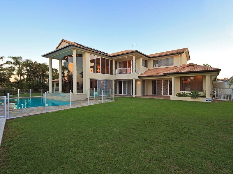 51 Portobello Drive, Mermaid Waters QLD 4218