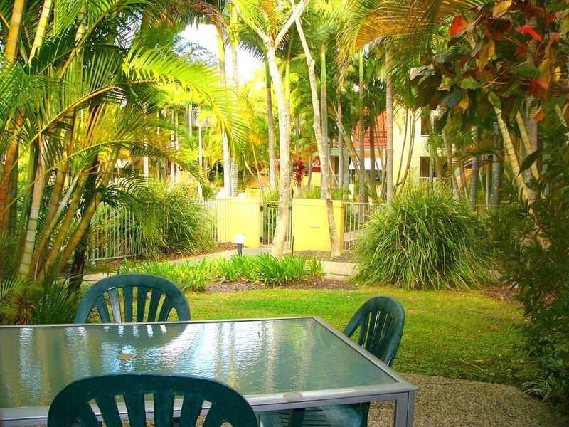 60/2320 Gold Coast Highway, Mermaid Beach QLD 4218